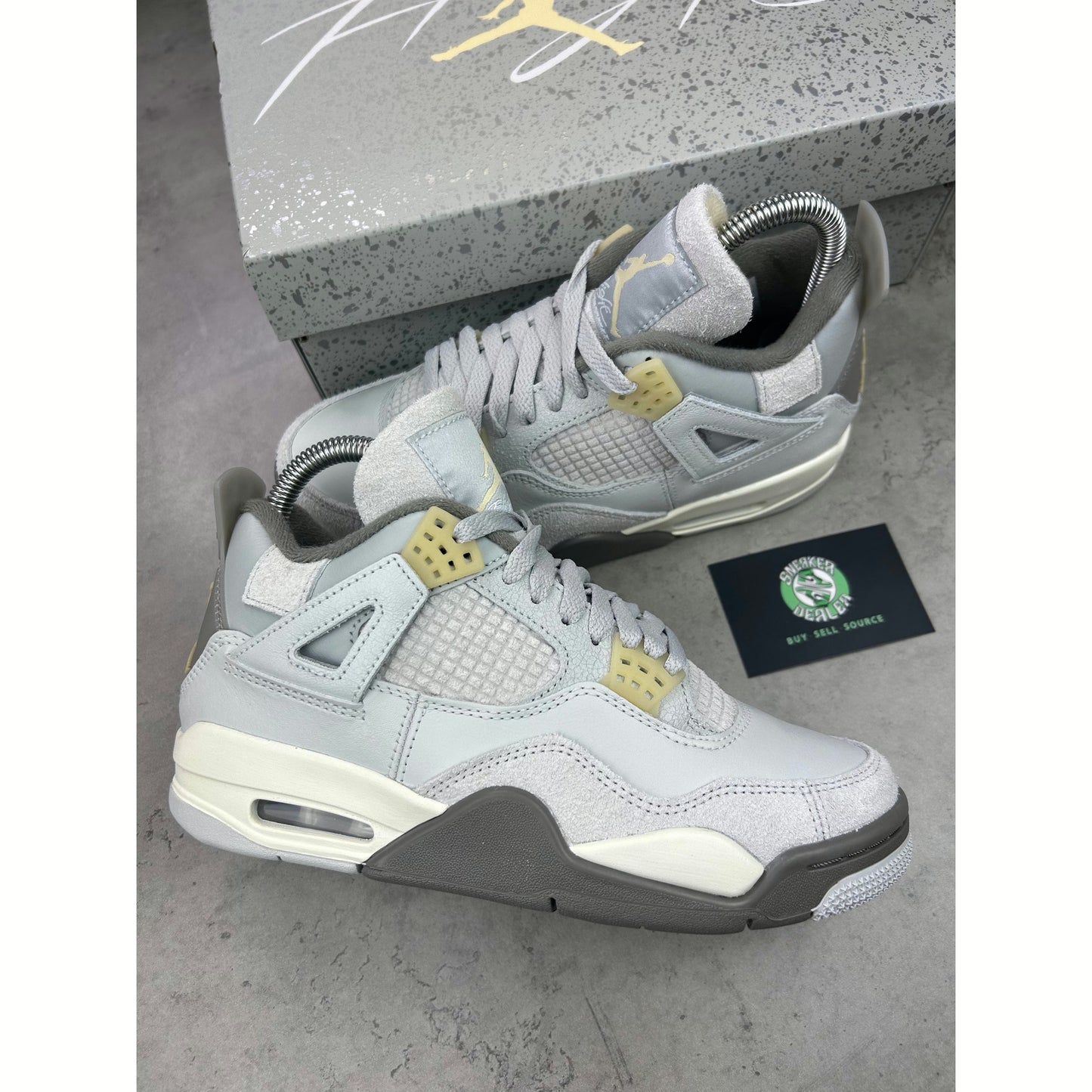 Air Jordan 4 “Craft Grey”