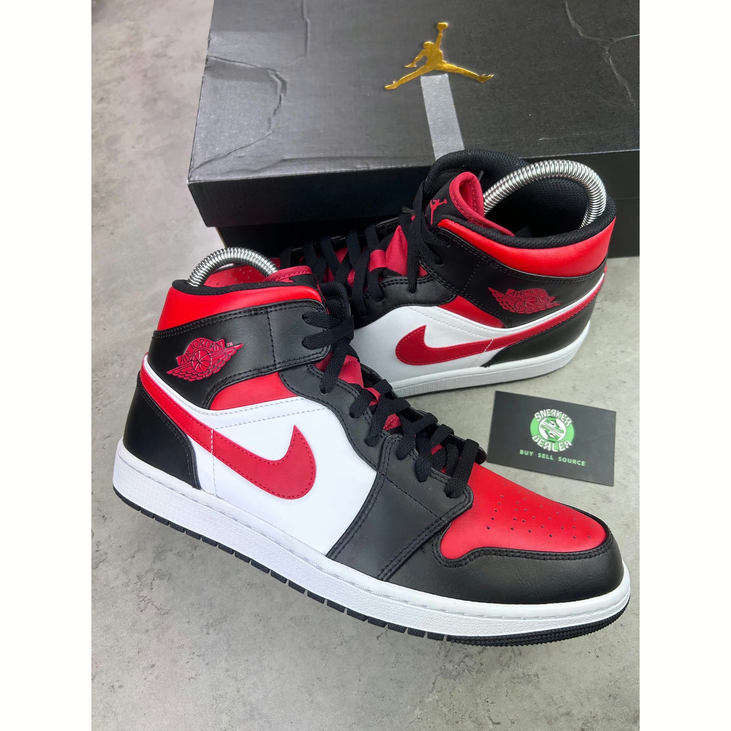 Air Jordan 1 Mid “Gym/Red/Black”